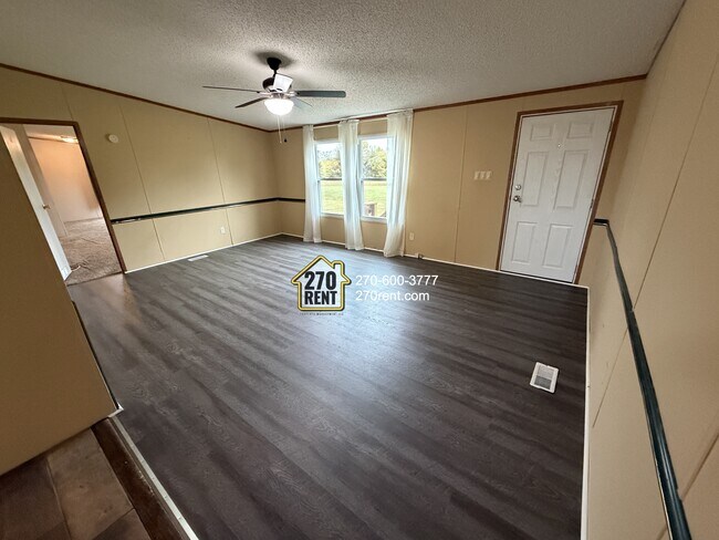 1865 Liberty Rd in Battletown, KY - Building Photo - Building Photo