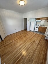 76 Strathmore Rd, Unit #1 in Boston, MA - Foto de edificio - Building Photo