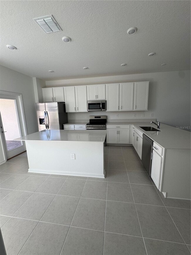 1865 Fulfillment Dr in Kissimmee, FL - Building Photo - Building Photo