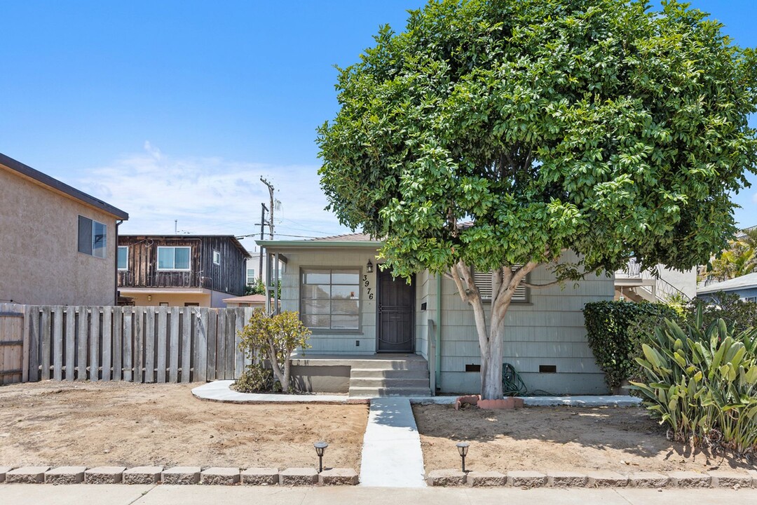3976-3980 Kendall St in San Diego, CA - Foto de edificio