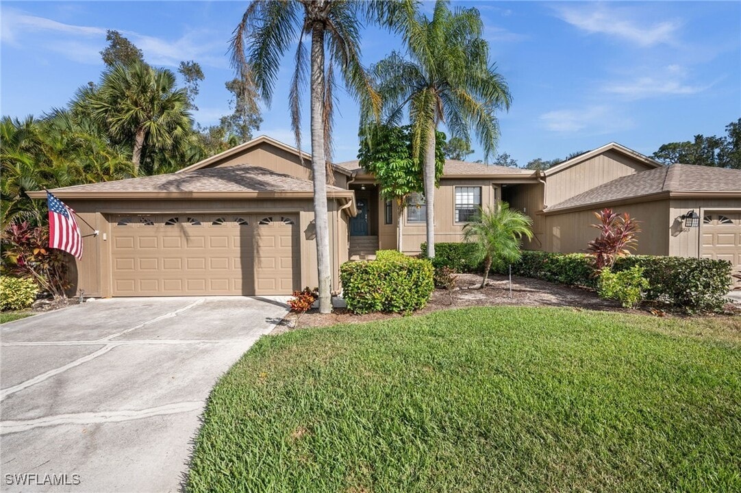 17611 Marco Island Ln in Ft. Myers, FL - Building Photo