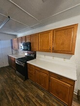 319 S Ash St in Bristow, OK - Building Photo - Building Photo