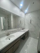 5875 Friars Rd in San Diego, CA - Building Photo - Building Photo