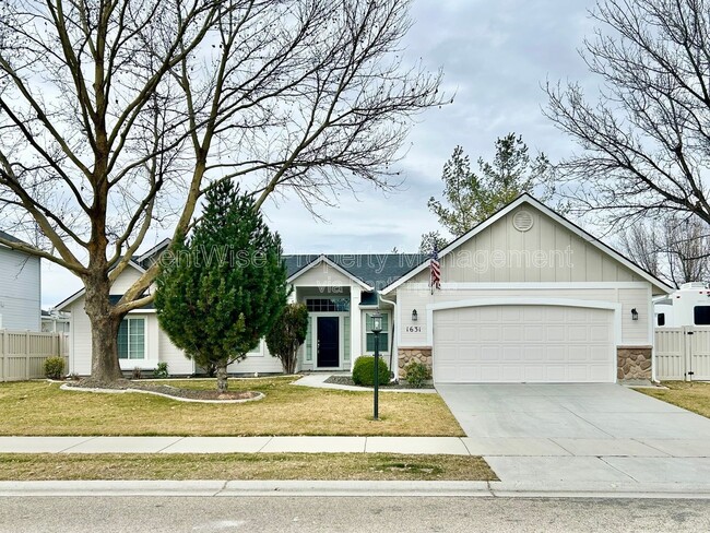 property at 1631 Vinifera Ave N