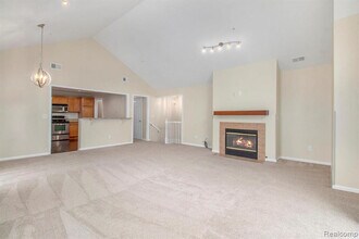 28541 Carlton Way Dr in Novi, MI - Building Photo - Building Photo