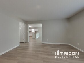 4635 Christenbury Hills Ln in Charlotte, NC - Building Photo - Building Photo