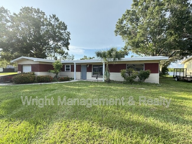 property at 427 Country Club Dr