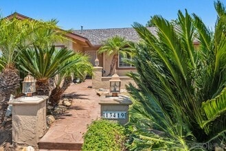 13419 Frey Ct in Poway, CA - Building Photo - Building Photo