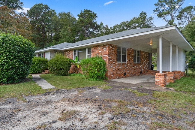 1457 Columbia Hwy N in Aiken, SC - Building Photo - Building Photo