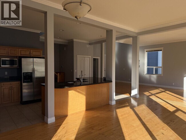 property at 2065 Berkshire Crescent