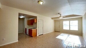 7304 Trail Crossing in San Antonio, TX - Building Photo - Building Photo