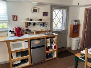 1888 Apalachee Dr in South Lake Tahoe, CA - Foto de edificio - Building Photo