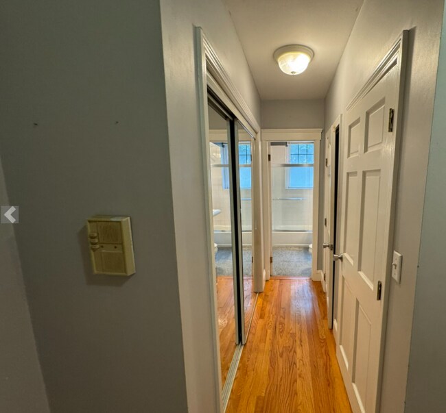 1999 Commonwealth Ave, Unit 01-2 in Boston, MA - Foto de edificio - Building Photo