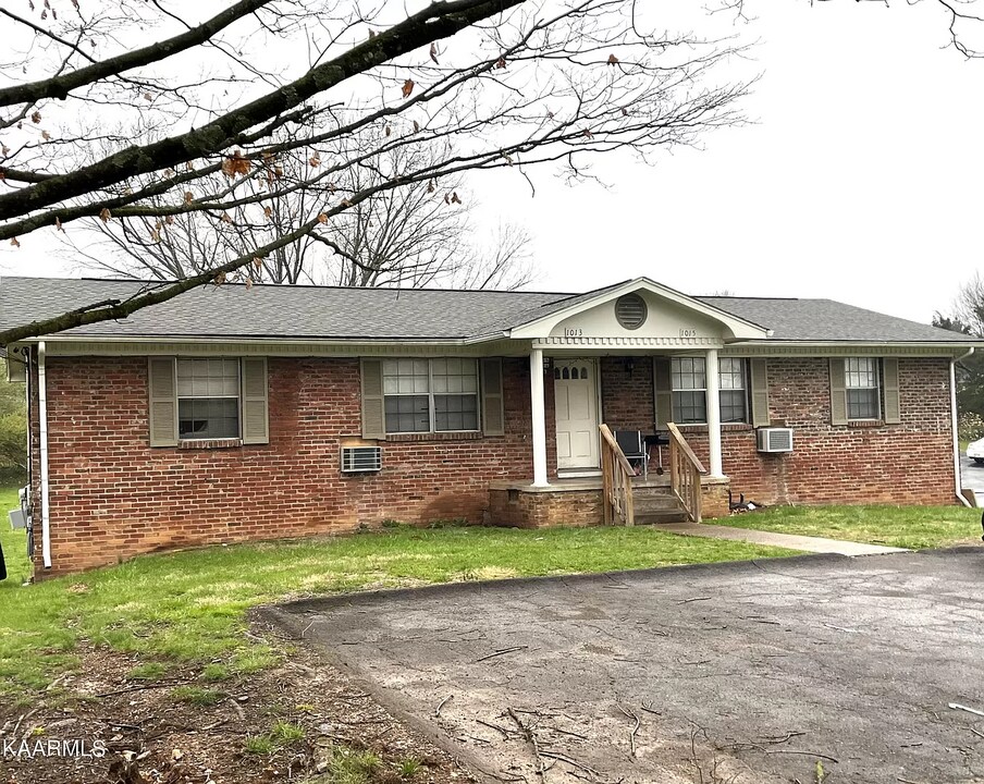 1013 W Parkway Ave in Knoxville, TN - Building Photo