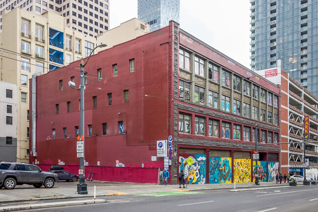 Pike Towers in Seattle, WA - Building Photo - Building Photo