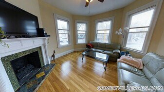 381 Highland Ave, Unit 1 in Somerville, MA - Building Photo