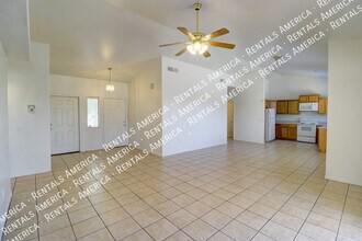 201 W Palm Ct in Coolidge, AZ - Building Photo - Building Photo