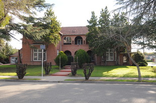 704 N Stockton St in Stockton, CA - Building Photo