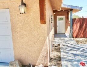 6587 Oasis Ave in Twentynine Palms, CA - Building Photo - Building Photo