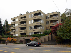 Dexter Place Condominiums in Seattle, WA - Building Photo - Building Photo