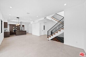 307 N Wilton Pl in Los Angeles, CA - Building Photo - Building Photo