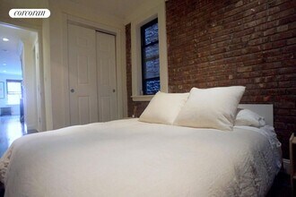 254 W 15th St in New York, NY - Building Photo - Building Photo