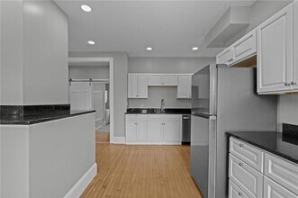 17 Selkirk Rd in Cranston, RI - Building Photo - Building Photo
