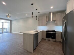 3244 N Lincoln Ave in Chicago, IL - Building Photo - Building Photo