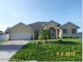 350 Gamrott St in Palm Bay, FL - Building Photo