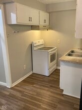 210 Whitlock Ave in Crawfordsville, IN - Building Photo - Building Photo