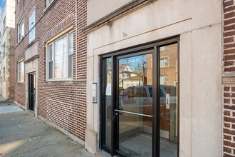 64th/Kedzie (6401-05) in Chicago, IL - Foto de edificio - Interior Photo