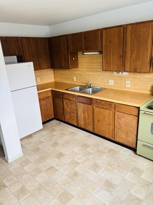property at 1314 2nd St