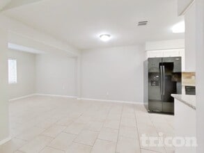 5515 Fallengate Dr in Spring, TX - Building Photo - Building Photo