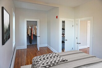 64 Willow St, Unit 3 in Cambridge, MA - Building Photo - Building Photo