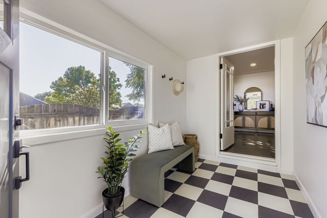 1700 W Stoll Pl in Denver, CO - Building Photo - Building Photo