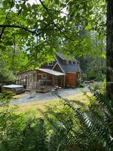 5324 Mt Baker Hwy in Deming, WA - Building Photo - Building Photo