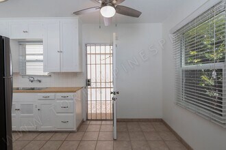 1626 Emerald St-Unit -1626 in San Diego, CA - Building Photo - Building Photo