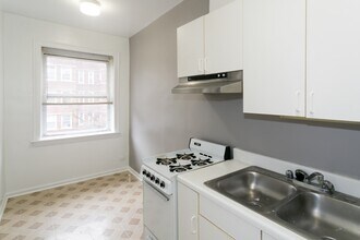 5516 N Kenmore Ave in Chicago, IL - Building Photo - Building Photo