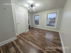 4 Union Pl in Yonkers, NY - Building Photo - Building Photo