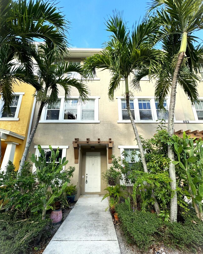 property at 883 Millbrae Ct