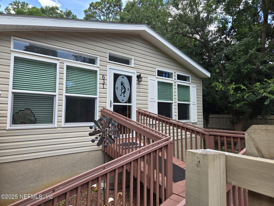 631 Andrew Ave in St. Augustine, FL - Building Photo