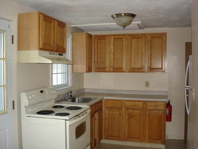 property at 10 Spaulding Rd
