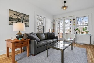 233 Highland St in New Haven, CT - Building Photo - Building Photo