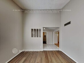 4516 W Hayward Ave in Glendale, AZ - Foto de edificio - Building Photo