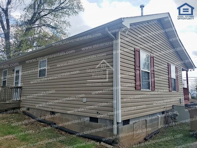 3715 Skyline Dr in Knoxville, TN - Foto de edificio - Building Photo