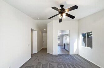 1213 W Darrel Rd in Phoenix, AZ - Building Photo - Building Photo