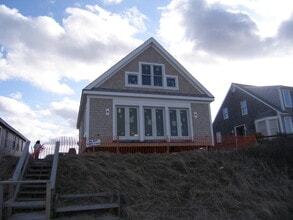 99 N Shore Blvd in Sandwich, MA - Building Photo - Building Photo