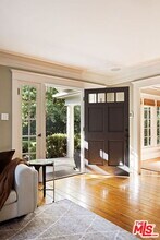 1438 N Orange Grove Ave in West Hollywood, CA - Building Photo - Building Photo