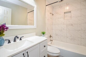 5343 Linda Ln in Katy, TX - Building Photo - Building Photo
