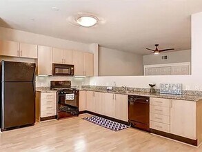 1465 C St in San Diego, CA - Building Photo - Building Photo